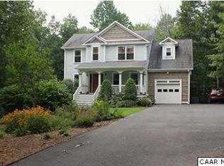 1030 Stonewood Dr, Charlottesville, VA