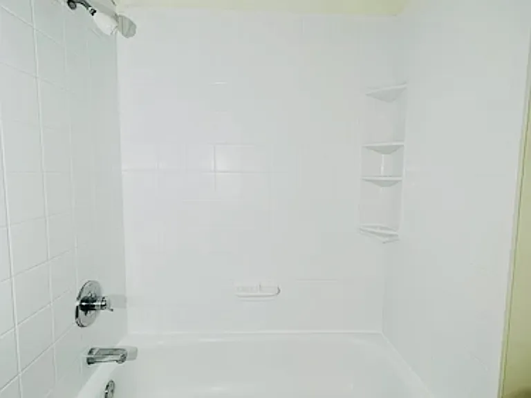 20313 Beaconfield Ter #201 — Photo 27