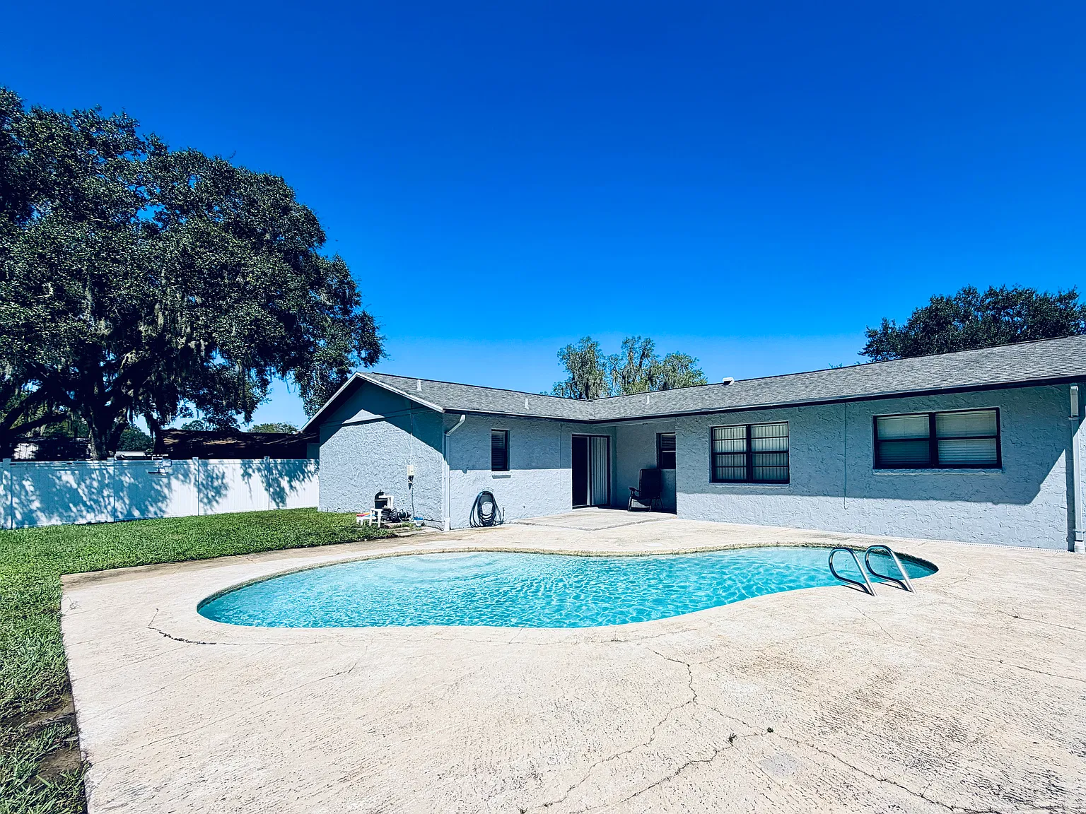 4641 Debbie Ln — Photo 2