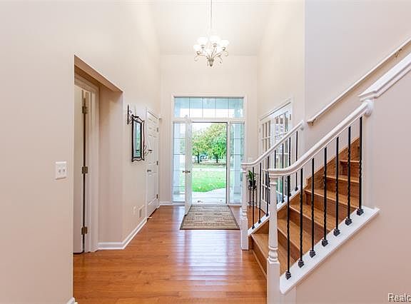 2nd image of 2225 White Pine Dr