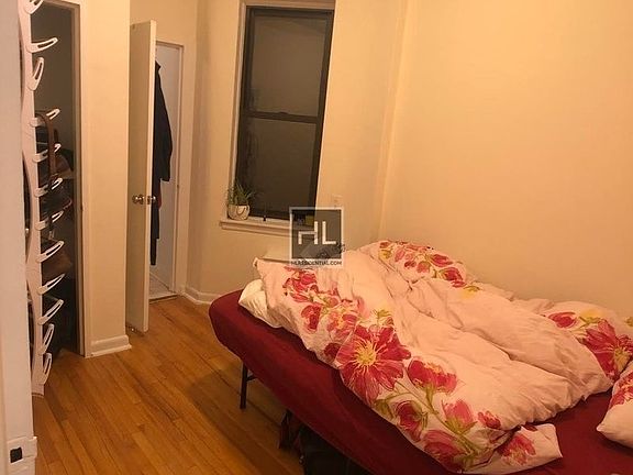 4th image of 215 E 80th St APT 11A