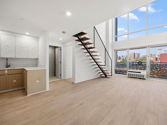2nd image of 184 Eagle St APT 5C