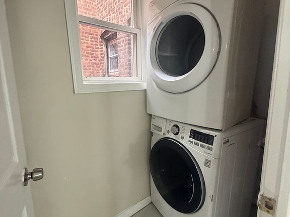 4th image of 22 Goodwin Ave #2A