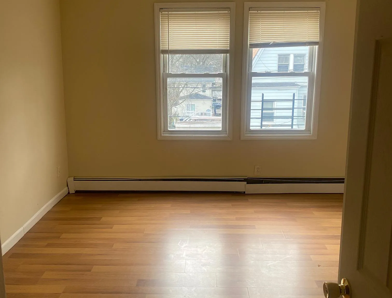 158 Alexander St — Photo 3