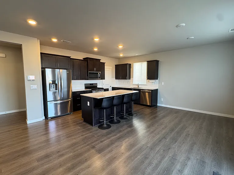 2902 Longhorn Loop — Photo 5