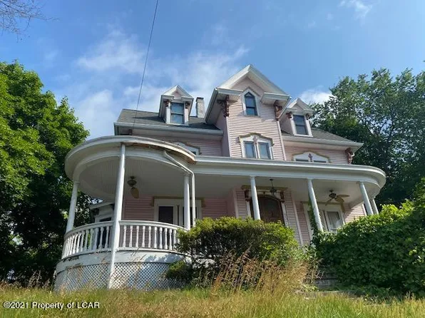 307 E Main St, Plymouth, PA 18651
