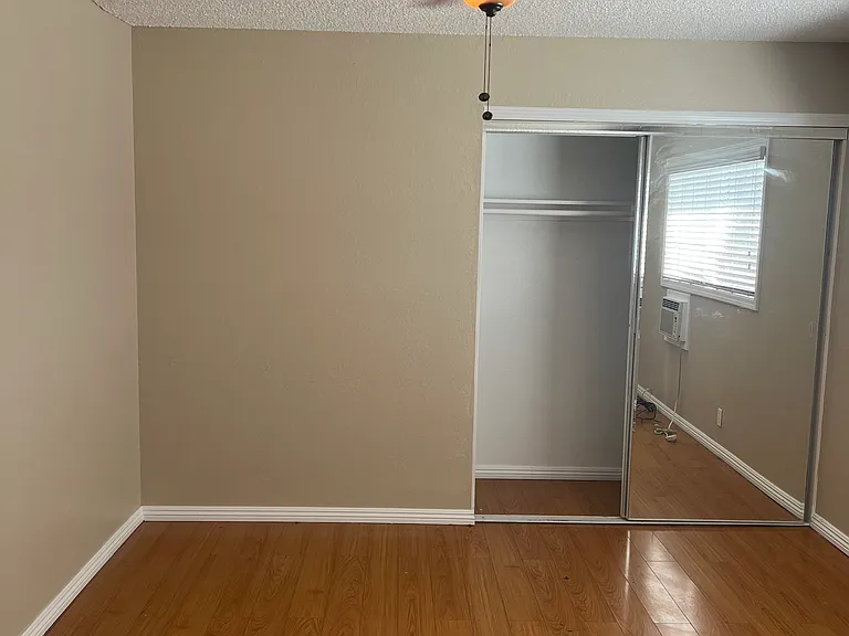 6962 Belgrave Ave — Photo 8
