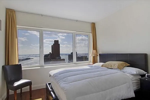 Rented by Corcoran | media 6