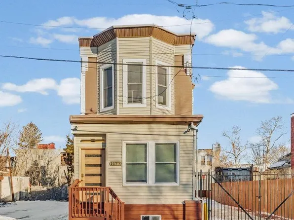 1177 Jackson St, Camden, NJ 08104