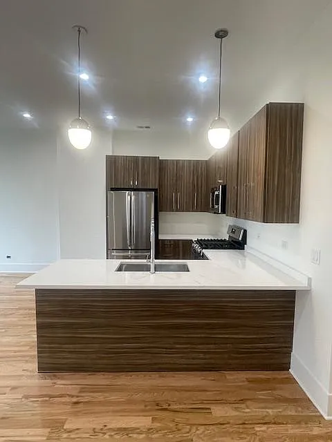 2 bed, 1228 sqft, $3,150 — Photo 2