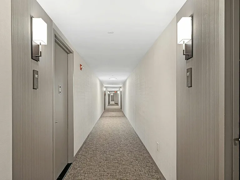 700 Grove St #8R — Photo 19