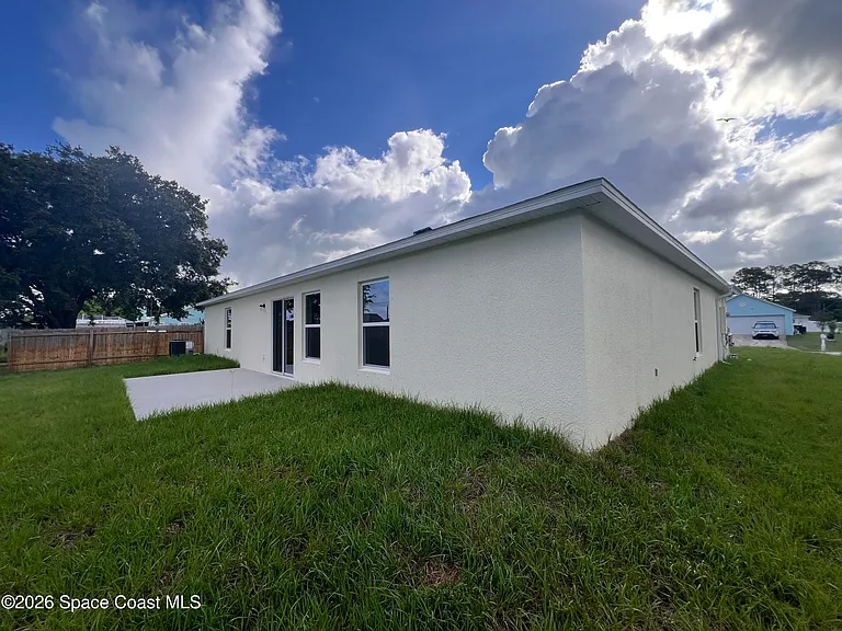 340 Wendover Rd SW — Photo 20