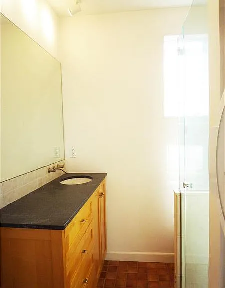 56 Kirkland St #5 — Photo 20