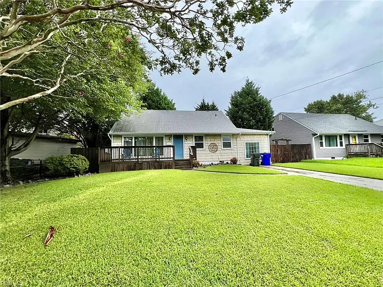 1320 Gabriel Dr — Photo 44