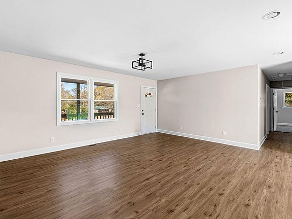 3rd image of 1132 Wrights Mill Rd