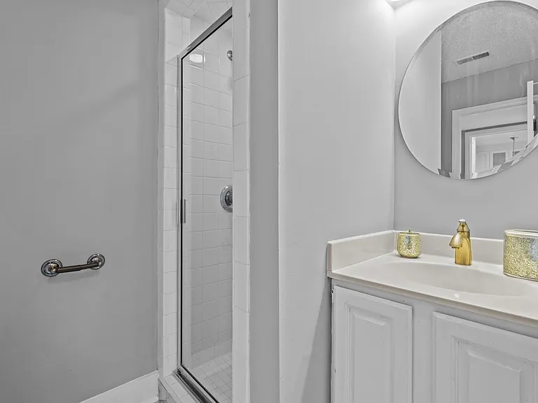 302 N Lindell Rd #C — Photo 10