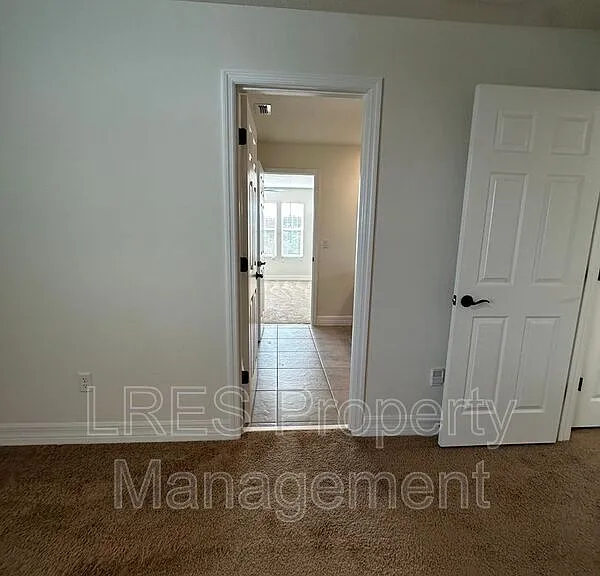 9220 Sea Pine Ave — Photo 39