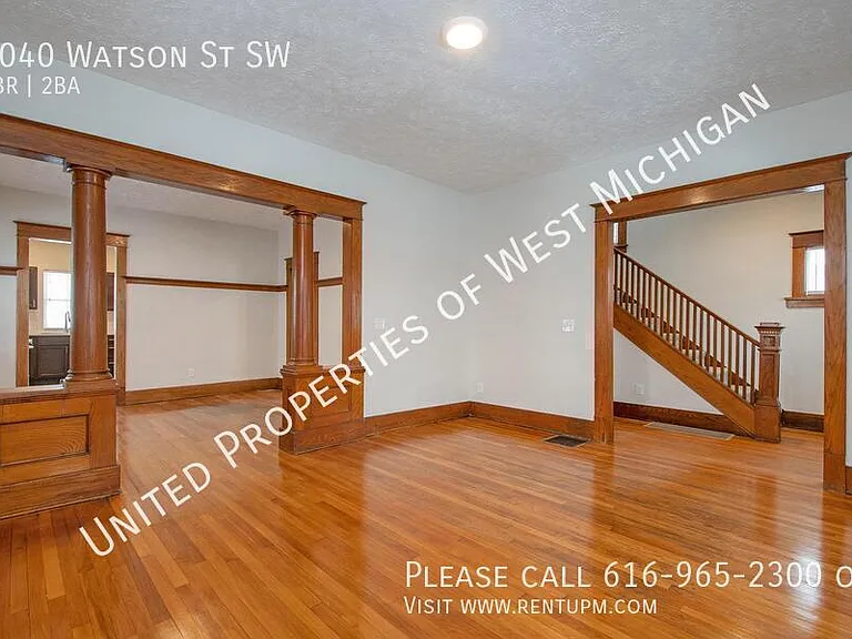1040 Watson St SW — Photo 6