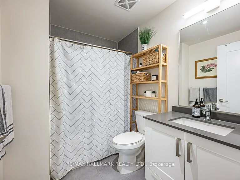 99 John St #1006 — Photo 14