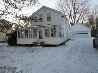4 Penobscot Ave, Howland, ME 04448