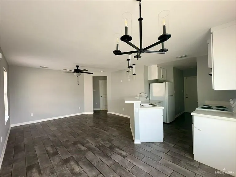 2219 Northridge Ave #3 — Photo 4
