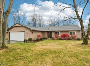 19606 Cross Trl N, Strongsville, OH 44136