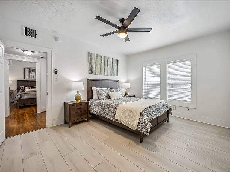 2714 Palm St #2 — Photo 6
