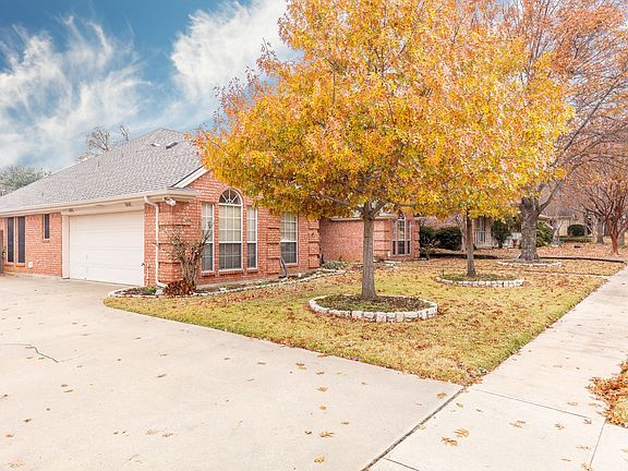 4th image of 7824 Hidden Oaks Dr