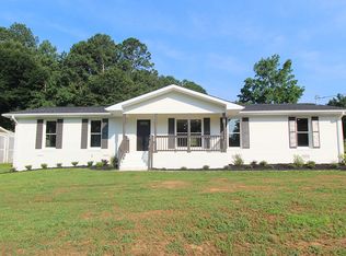 413 Spring Village Rd SE, Lindale, GA 30147