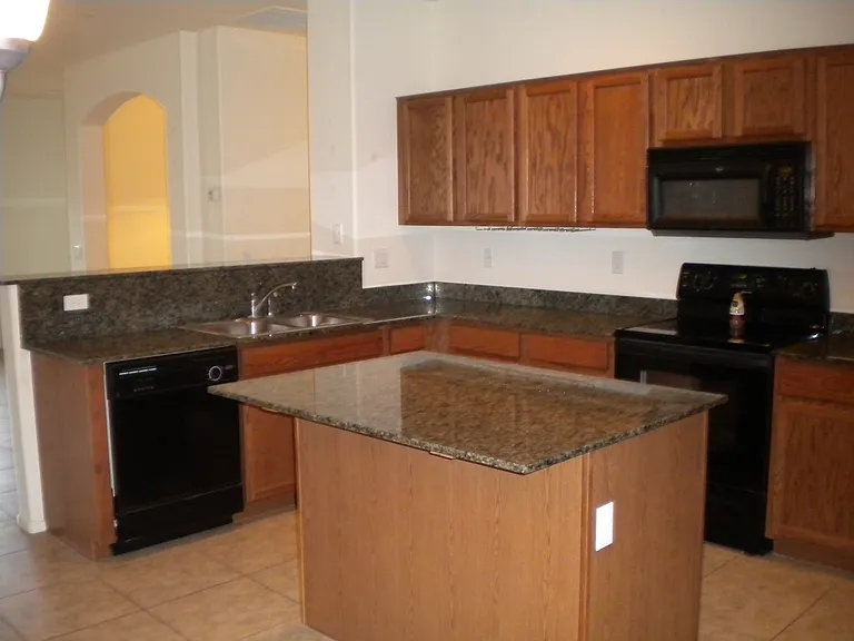 Kitchen W/Island_01242014
