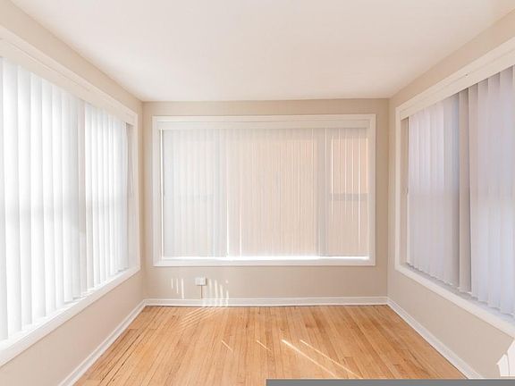 3rd image of 2032 W Birchwood Ave APT 3