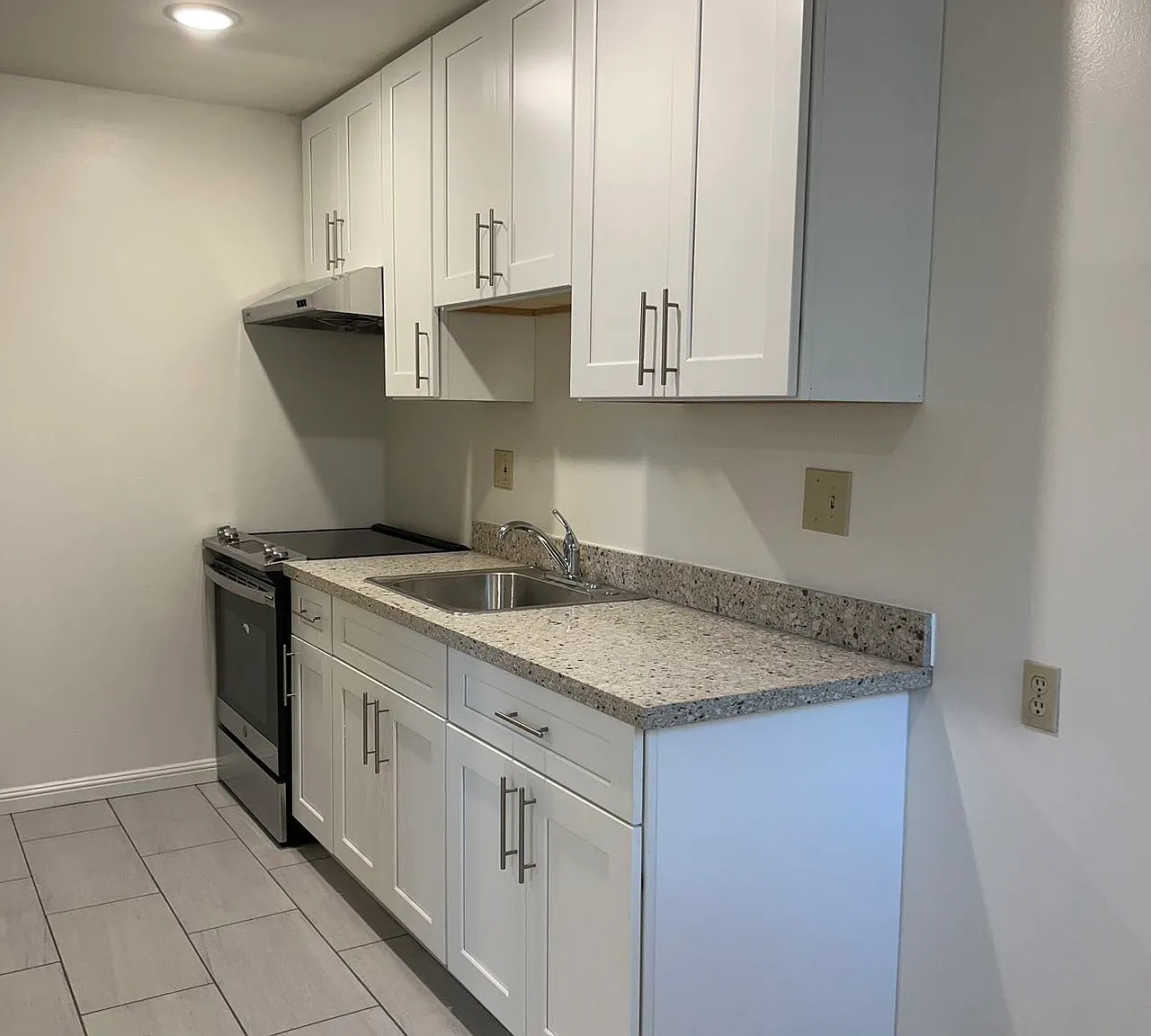 1 bed, 600 sqft, $2,150 — Photo 4