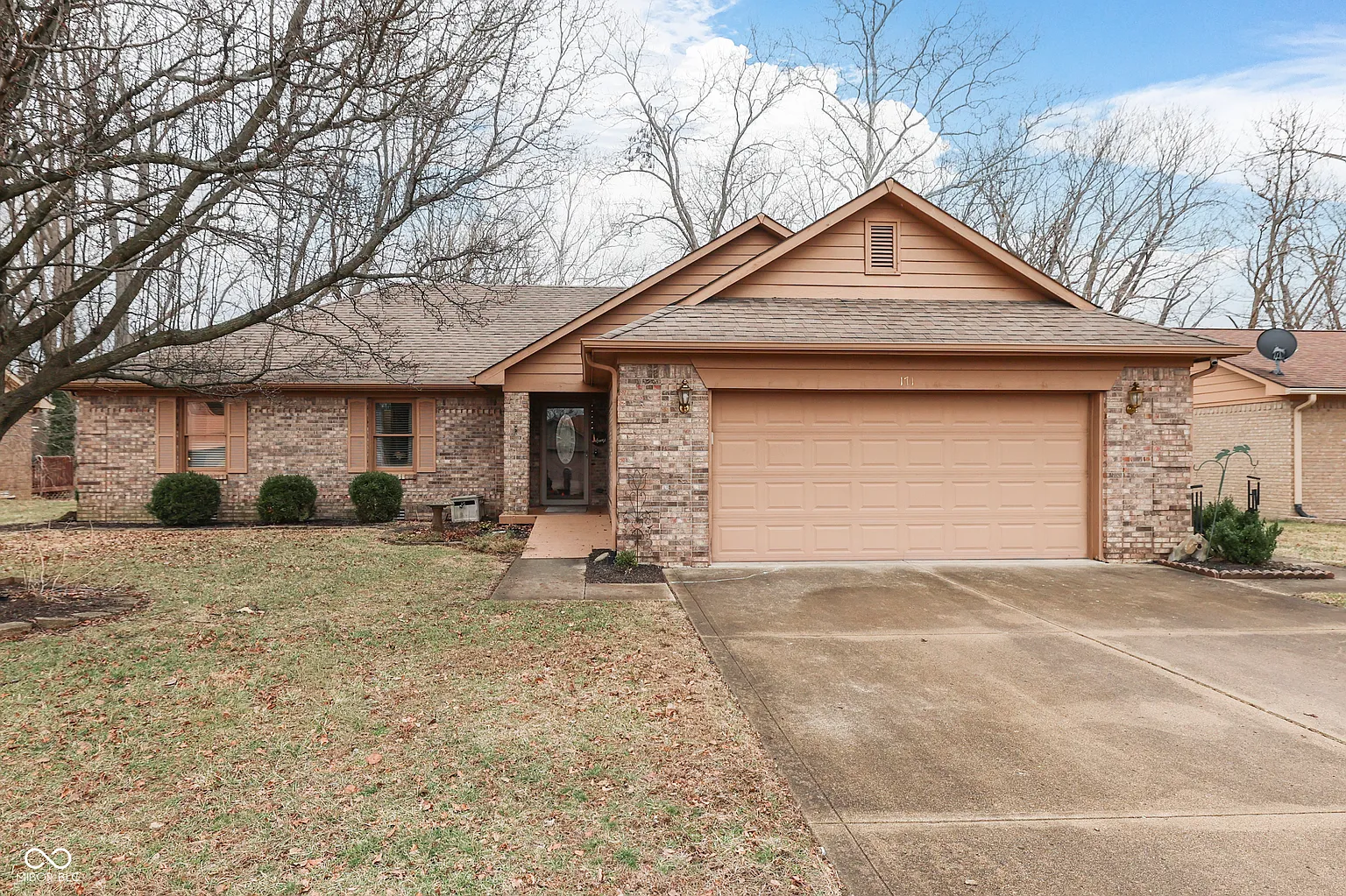 171 Justin Dr photo 1
