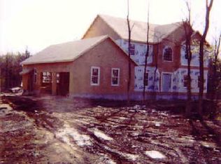 3 Settlers Rdg, Malta, NY 12020