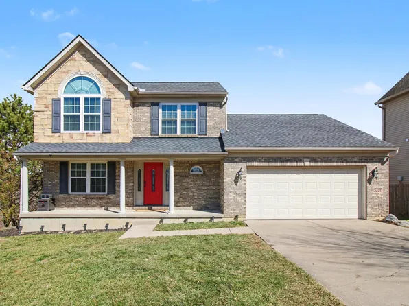 2057 Glenview Dr, Hebron, KY 41048