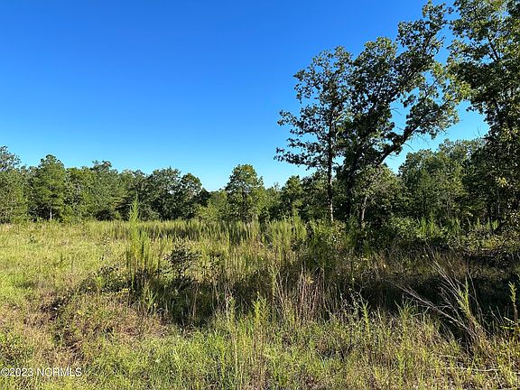 5th image of 921 Sycamore Lane