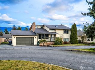 2412 N Trumpeter Dr, Mount Vernon, WA