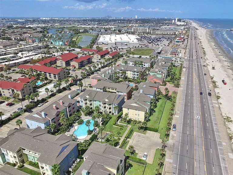 7000 Seawall Blvd #1011 — Photo 20