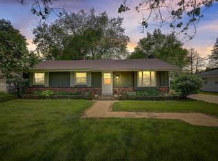 8805 W Magnolia St, Milwaukee, WI 53224