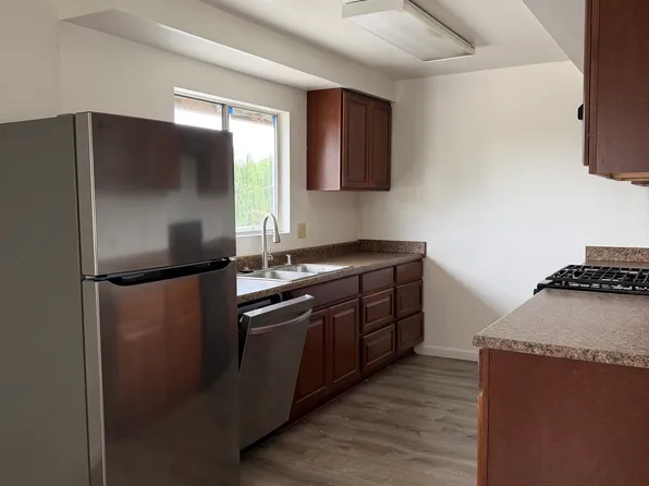 2748 Santiago Rd APT D, Fullerton, CA 92835