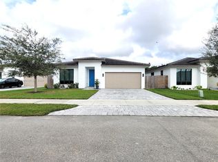 2941 SE 3rd St, Homestead, FL 33033