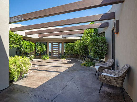 4th image of 2040 S Pinnacle Cir