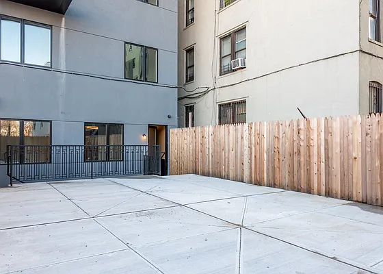 Rented by Nooklyn NYC LLC | media 11