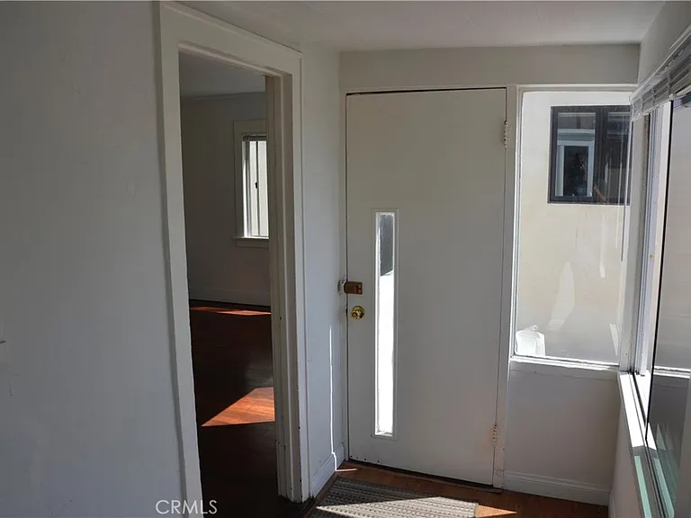 830 Monterey Blvd — Photo 8