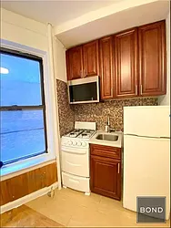 Rented by Bond New York