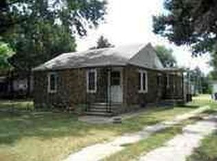 217 S Valley Pride Rd, Hutchinson, KS 67501