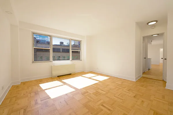 Rented by Buchbinder & Warren | media 14