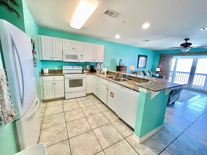15928 Innerarity Point Rd — Photo 20