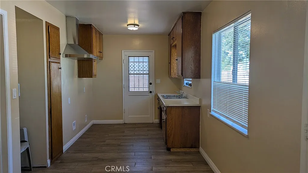 2 bed, 840 sqft, $3,100 — Photo 4