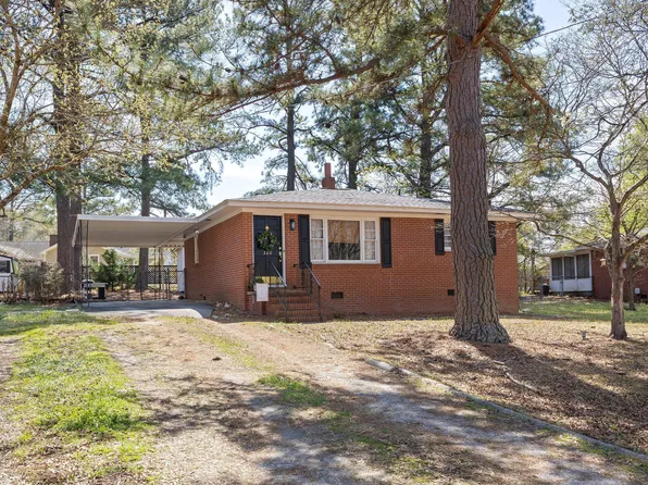320 Lake Dr, Wendell, NC 27591